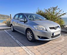 2009 Toyota Auris