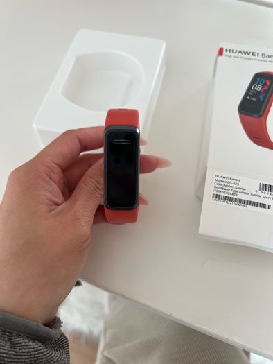 Huawei band 4
