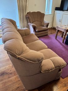Comfy/Clean 3-Seater Sofa and Armchair