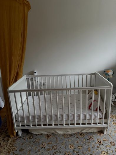 White Cot bed