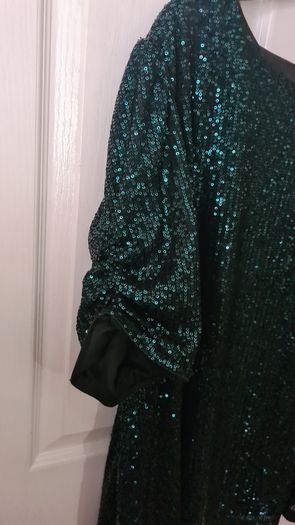 Quiz Sequin Green Top Size Uk 26 (nwt)