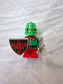 LEGO Christmas Elf Knight Minifigure