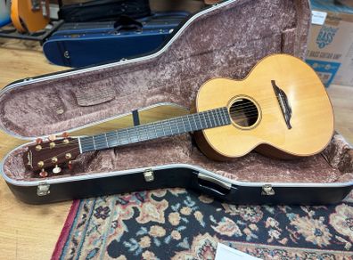 Left handed 1993 Lowden S-23