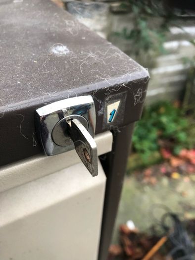 filling cabinet