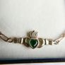 Vintage 9Ct GOLD  Green CZ Claddagh Bracelet L-7,4"   3,38g Image 4