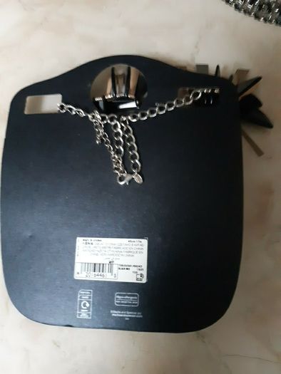 M&S Chunky Costume  Necklace.  On Original  Card. NEW
