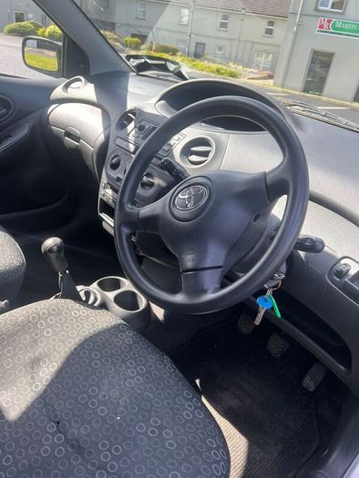 2005 Toyota Yaris