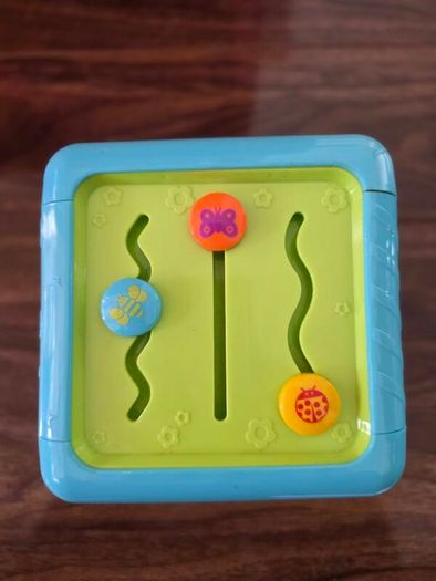 Sensory sounds musical cube