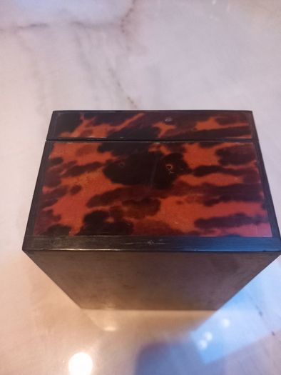Tortoise shell antique trinket box, probably French, stunning, D18 free reg post