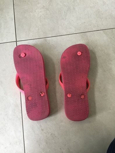 Pink Havianas Flip flops. Size 7/8. 41/42