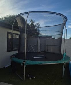 Trampoline