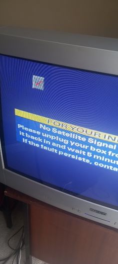 32" old / vintage / retro CRT TV