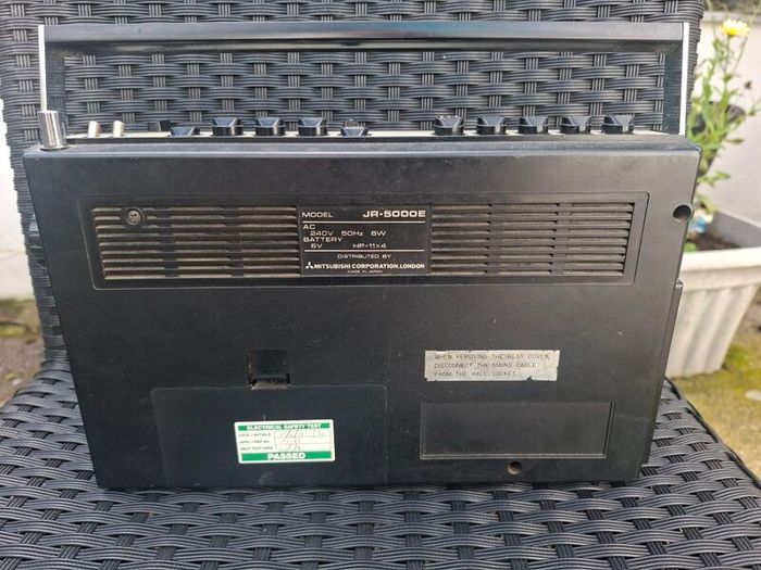 Vintage Mitsubishi portable radio cassette player/recorder