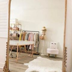 Floor mirror