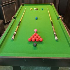 6ft x 3ft Custom-Built Snooker / Pool Table - Cues, Balls & Accessories