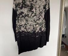 Mint Velvet top