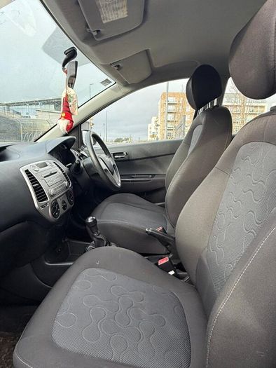 2011 Red Hyundai i20 (Price Negotiable)