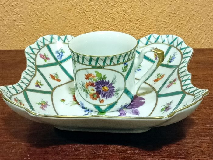 Vintage Paris Royal 'Green Garden' Square Plate and Demitasse Cup.