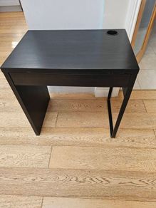 Children's desk