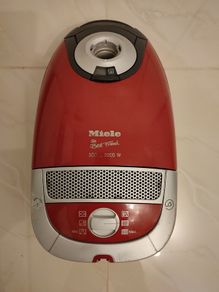 Miele vacuum cleaner