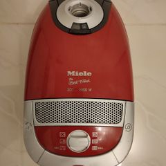 Miele vacuum cleaner
