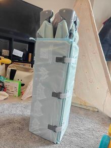 travel cot