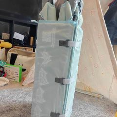 travel cot
