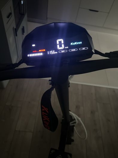G2 electric scooter