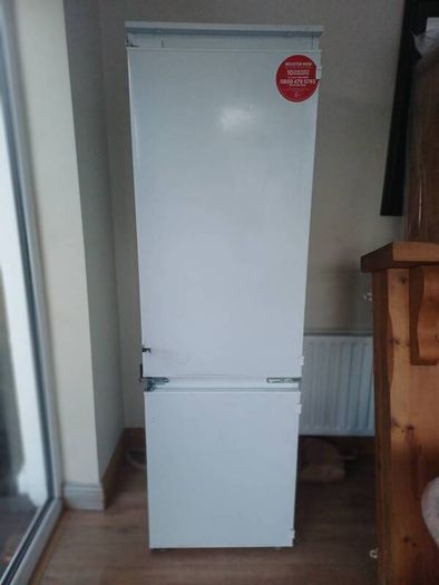Hoover Integrated Fridge/Freezer