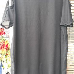 Black Tunic/Sleeve Detail