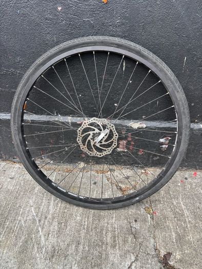 Front disk brake wheel