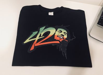 420 Bob Marley T-shirt Great Gift Present Birthday Idea Top Tee Weed Cannabis
