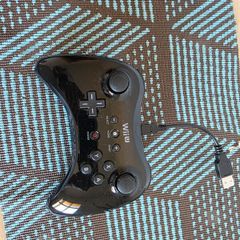 Nintendo Wii U Pro Controller