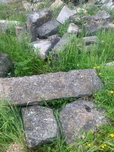 Building stone