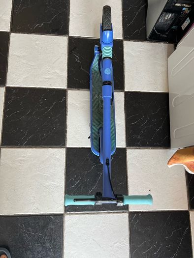 Electric scooters for sale ( pls read First)