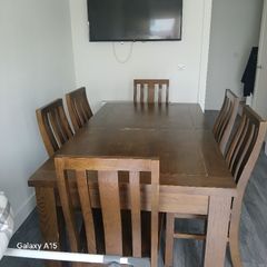Dining table set