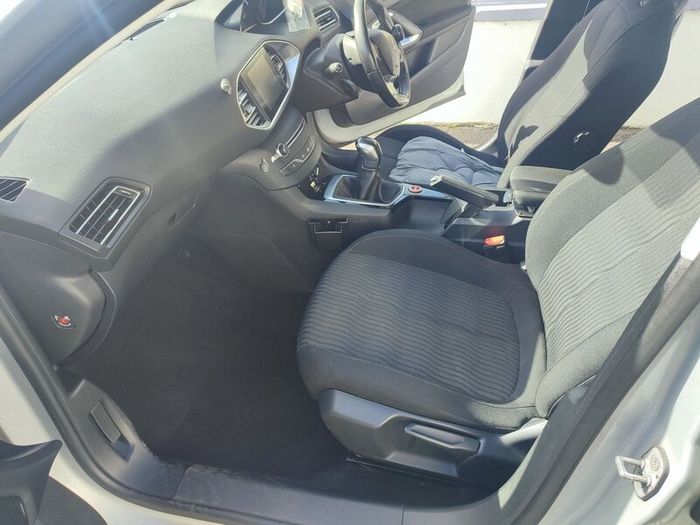 Peugeot 308 2015