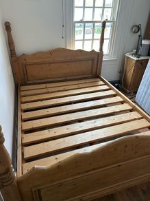 Solid wood king size bed