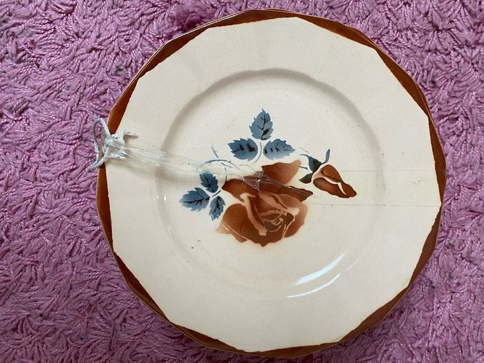 cake plates - vintage ceramic