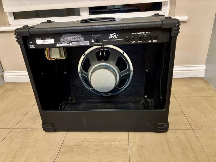 Peavey Bandit 112 Red Stripe 100W Guitar Amp + Footswitch