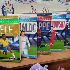 Classic Football Heroes books