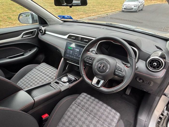 Mg Zs 2024