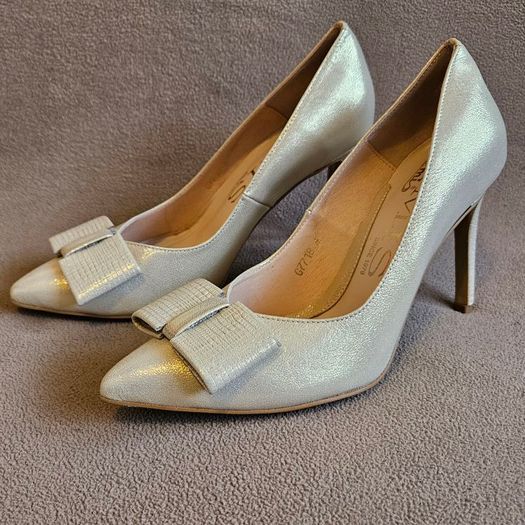 Emis new collection court light gold bow detail high heel leather shoes UK3.5 EU 36 new & boxed