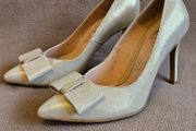 Emis new collection court light gold bow detail high heel leather shoes UK3.5 EU 36 new &amp; boxed