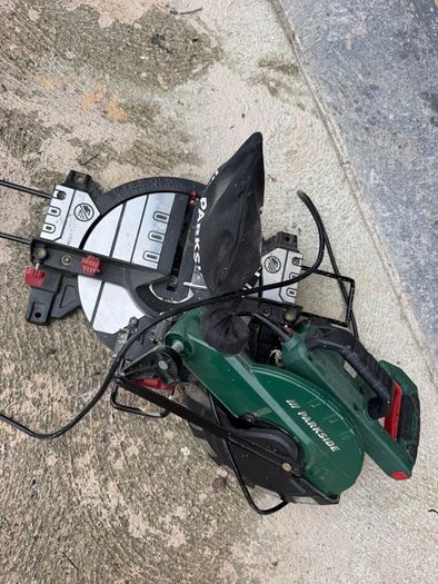 Mitre Saw damaged but working