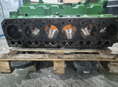 John Deere engine block