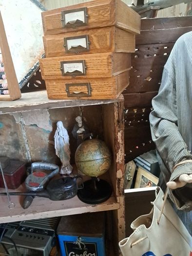 Vintage Set Drawers
