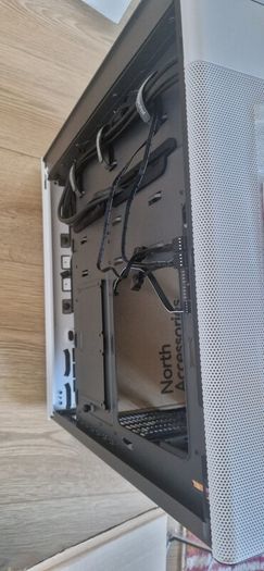 Fractal North - Computer case