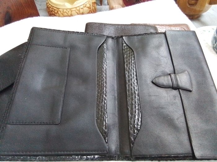 Another Four Good Wallets