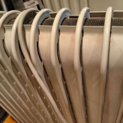 Delonghi oil filled radiator